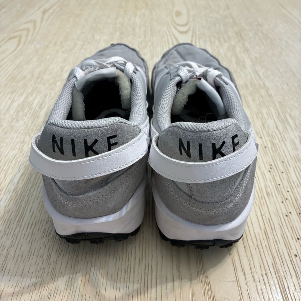 Men’s Nike Waffle Debut Sneaker Shoes (Grey Fog/White) - Picture 6 of 13